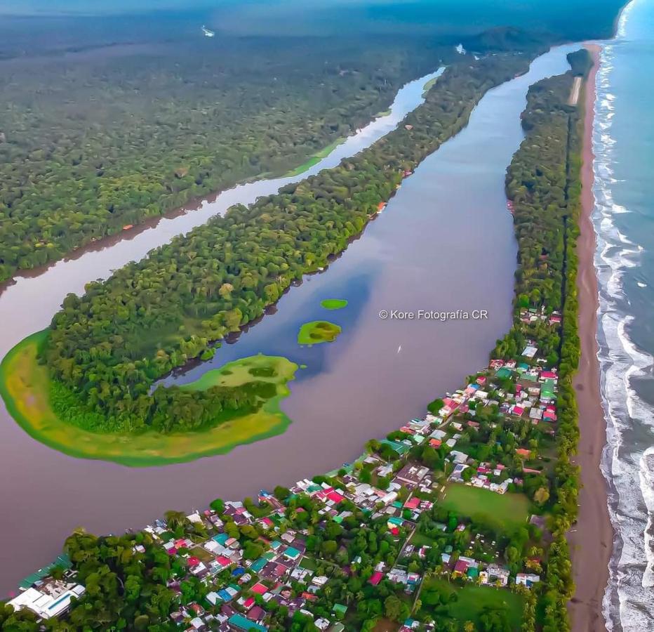 Bed and Breakfast Casa Caribe Tortuguero Esterno foto